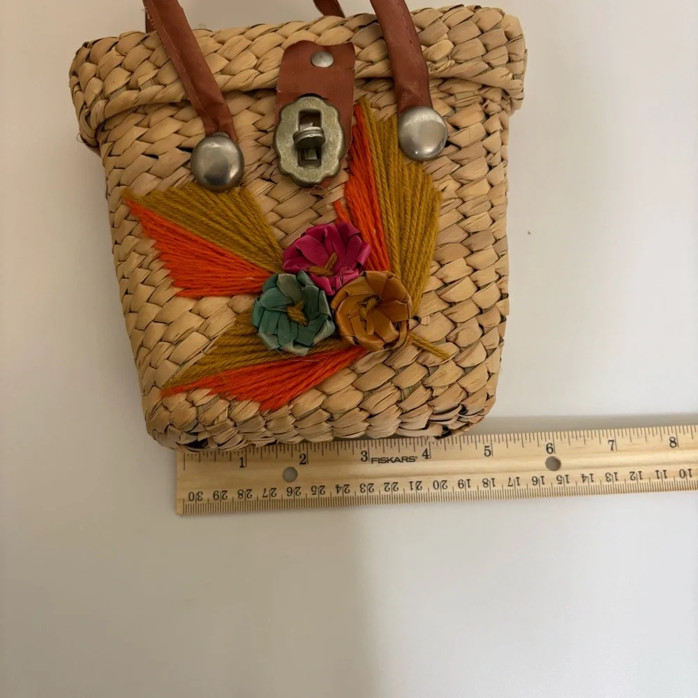 VINTAGE Mexican Tourista Hand Woven Straw Mini Bag Basket turn lock - Picture 8 of 10